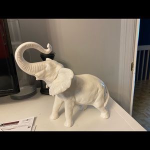Rare collection elephant decoration